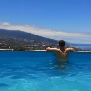 Casa Con Piscina Privada. Mirador De Humbolt. Сasa de vacaciones Santa Úrsula